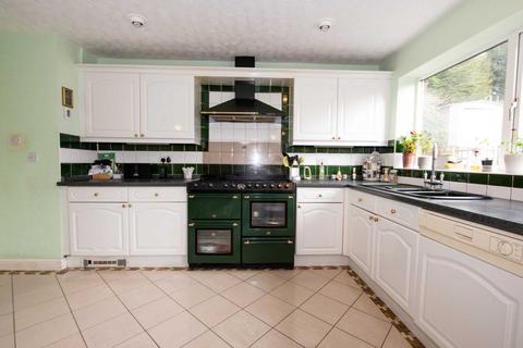 30 Broadstone Close, Prestwich, Manchester, M25 9QA