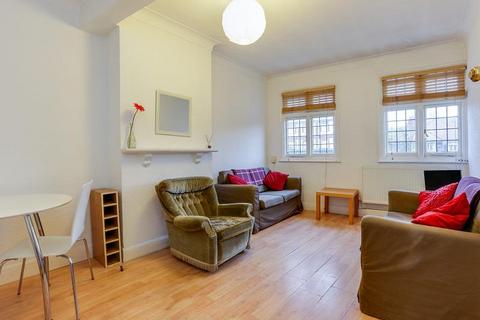 3 bedroom flat to rent, Gunnersbury Avenue, Ealing, London, W5