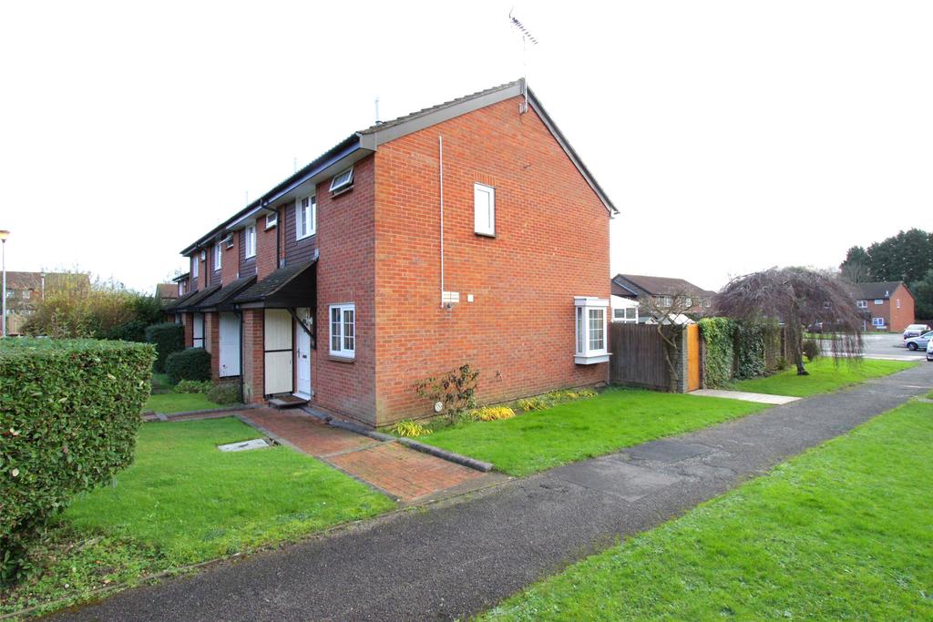 Furtherfield, Abbots Langley... 2 bed end of terrace house £350,000