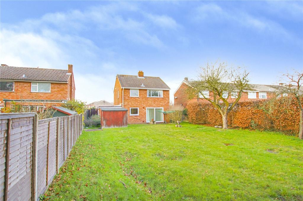 Rosemary Lane, Blackwater, Camberley, Surrey, GU17 3 bed detached house