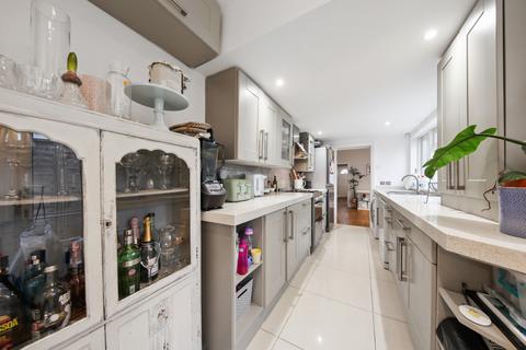 7 Green Lane, London, W7 2PA