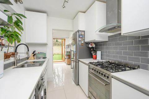 131 Richmond Park Road, Kingston Upon Thames, KT2 6AG