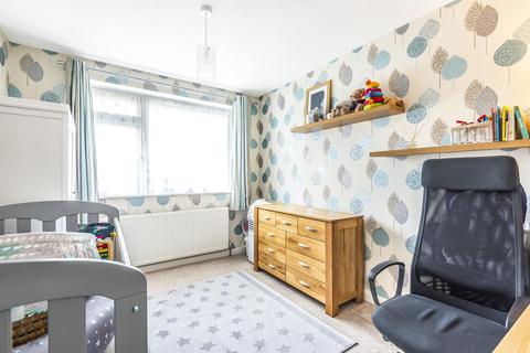 Flat 5, Malling House Abbey Park, Beckenham, BR3 1PZ