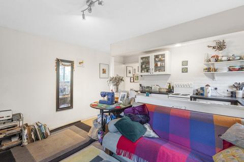 12 Collingwood Close, London, SE20 8JL
