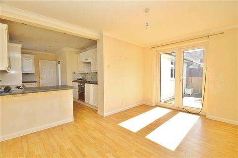 2 Barnard Close, Sunbury-on-thames, TW16 5BT