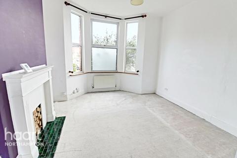 2a Moore Street, Northampton, NN2 7HU