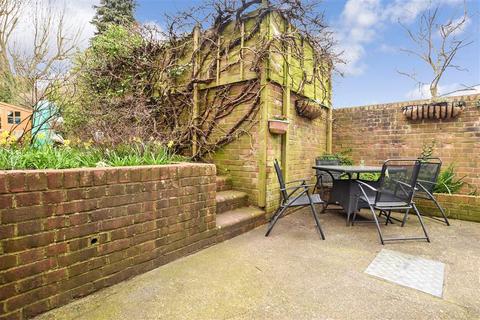 38 Dene Street, Dorking, RH4 2DB