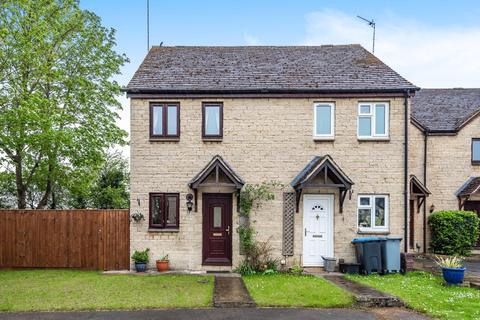 35 Manor Road, Witney, OX28 3UE