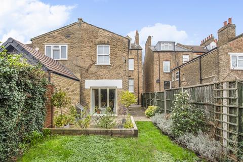2 bedroom flat for sale, Barry Road, London, SE22