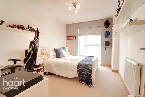 68 Oldfield Place, Dartford, DA1 5WJ