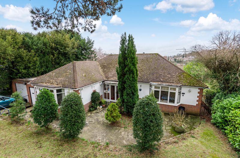 Box Ridge Avenue, West Purley 3 bed detached bungalow £785,000