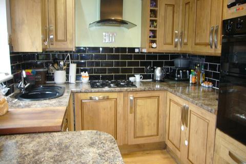 13 Banstead Way, Wallington, SM6 8NZ
