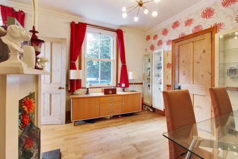 87 Birkbeck Road, Sidcup, DA14 4DJ