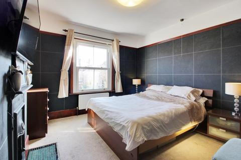 87 Birkbeck Road, Sidcup, DA14 4DJ