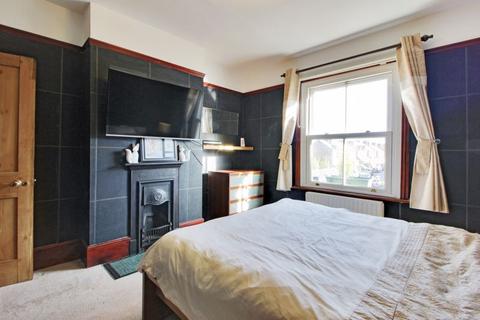 87 Birkbeck Road, Sidcup, DA14 4DJ