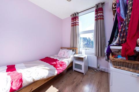 4 Clarence Crescent, Sidcup, DA14 4DF