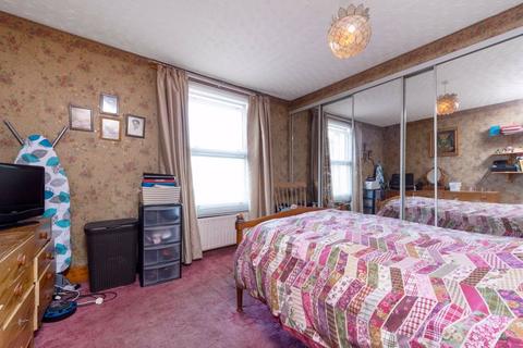 4 Clarence Crescent, Sidcup, DA14 4DF
