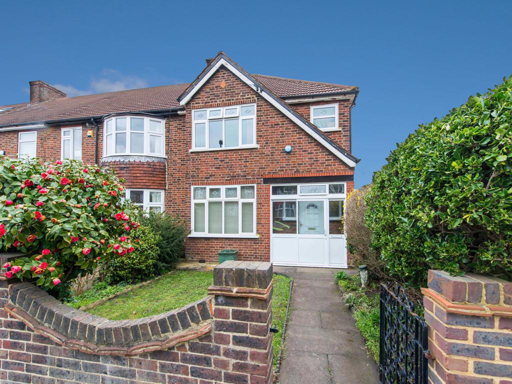 Dale Park Avenue, Carshalton 3 bed end of terrace house £600,000