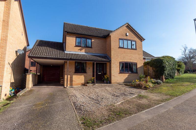 Shakespeare Way, Taverham, Norwich 4 bed detached house £400,000