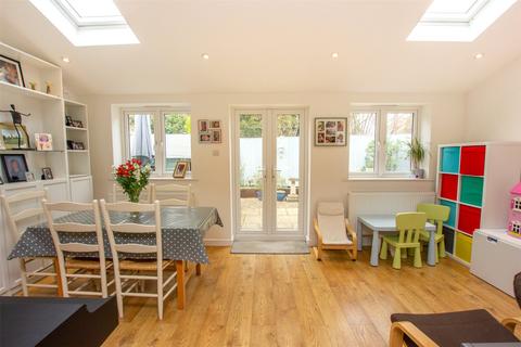 20 Jacobs Close, Witney, OX28 6DU
