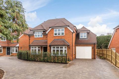 Penrose Scott Close, Farnham Common, Slough, SL2 3HT