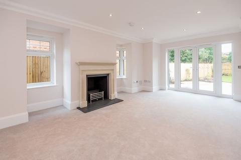 Penrose Scott Close, Farnham Common, Slough, SL2 3HT