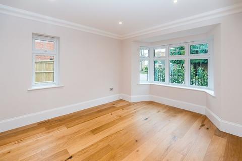 Penrose Scott Close, Farnham Common, Slough, SL2 3HT
