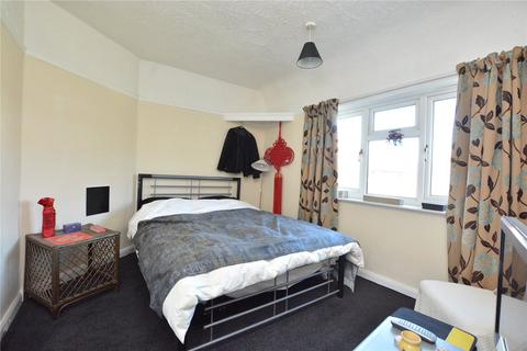 24 Amberton Approach, Leeds, LS8 3JT