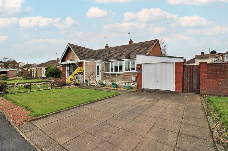 Keats Avenue, Cannock 2 bed semidetached bungalow £184,950