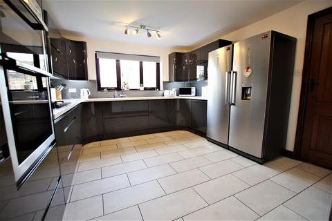 8 Green Park, Checkley, Stoke-on-trent, ST10 4QW