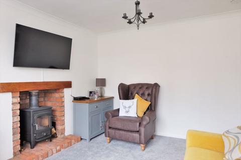 24 Lindrosa Road, Sutton Coldfield, B74 3JZ