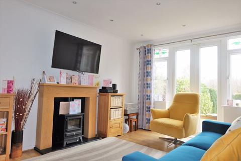 24 Lindrosa Road, Sutton Coldfield, B74 3JZ