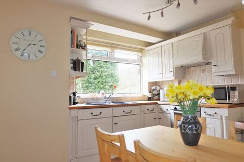 24 Lindrosa Road, Sutton Coldfield, B74 3JZ