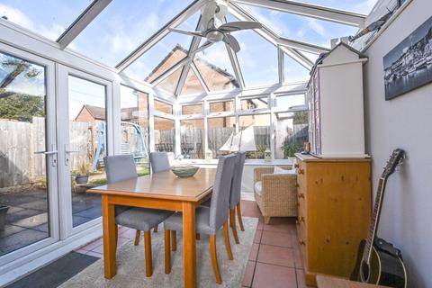 21 Blackberry Close, Chippenham, SN14 6RG