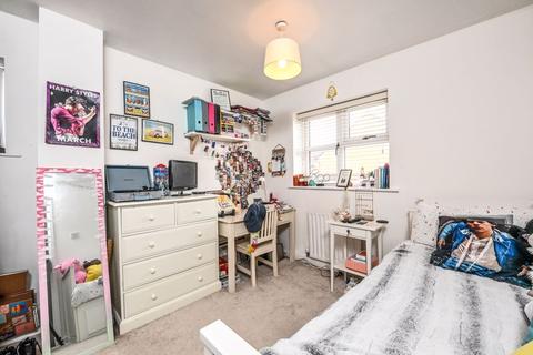 21 Blackberry Close, Chippenham, SN14 6RG