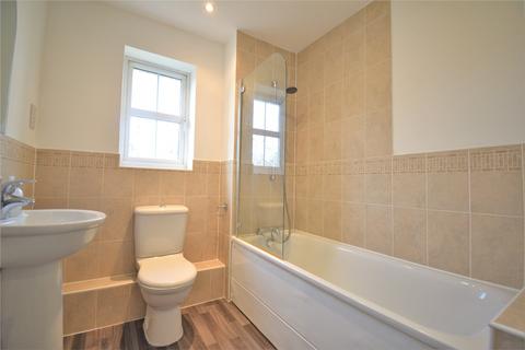 3 bedroom end of terrace house to rent, Mountbatten Mews, Camberley, Surrey, GU15