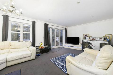 3 bedroom end of terrace house to rent, Mountbatten Mews, Camberley, Surrey, GU15