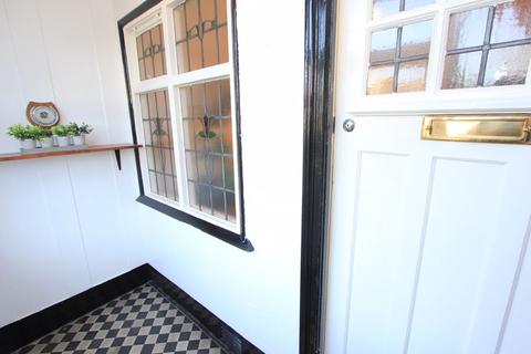 7 Broadway, Rhos On Sea, Colwyn Bay, LL28 4AR