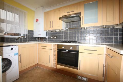 2 bedroom terraced house to rent, Slough