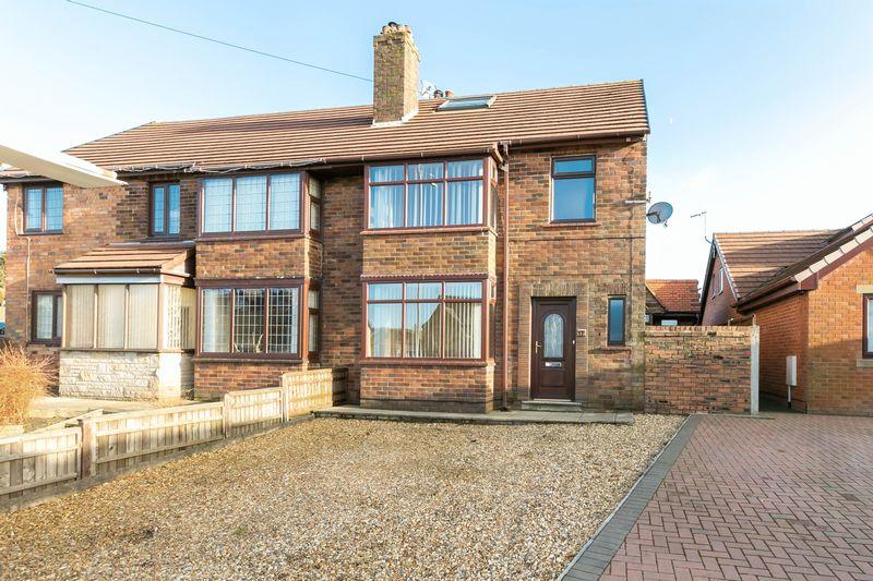 Main Street, Billinge, WN5 7HR 3 bed semidetached house £775 pcm (£