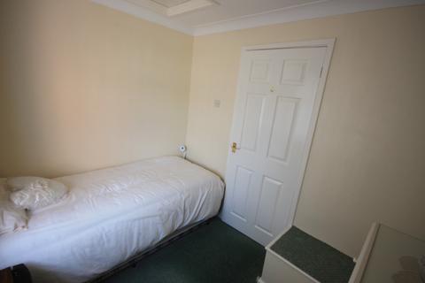 10 Elm Close, Kidsgrove, Stoke-on-trent, ST7 4HR