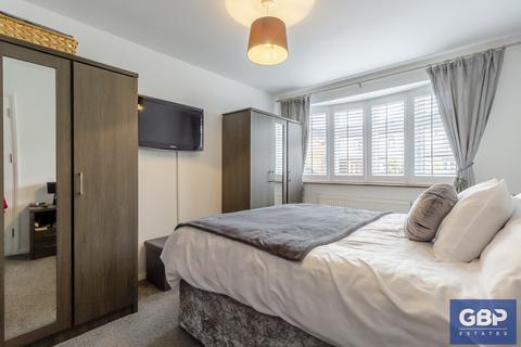 54 Prospect Road, Hornchurch, RM11 3TZ