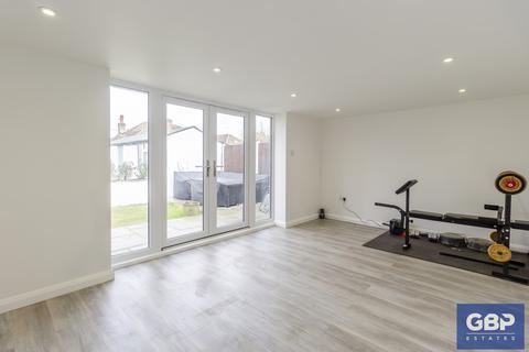 54 Prospect Road, Hornchurch, RM11 3TZ