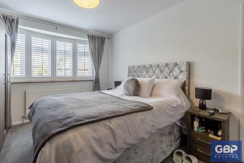 54 Prospect Road, Hornchurch, RM11 3TZ