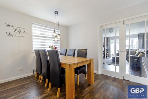 54 Prospect Road, Hornchurch, RM11 3TZ