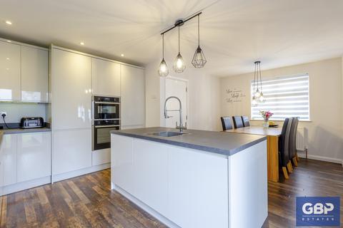 54 Prospect Road, Hornchurch, RM11 3TZ