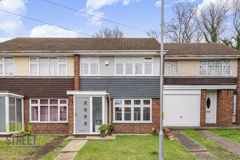 7 Wray Close, Hornchurch, RM11 1JX