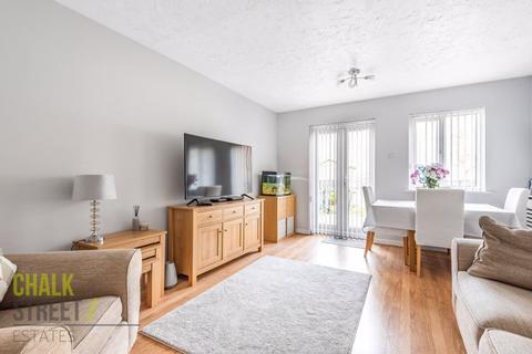 17 Fuchsia Close, Rush Green, Romford, RM7 0YZ
