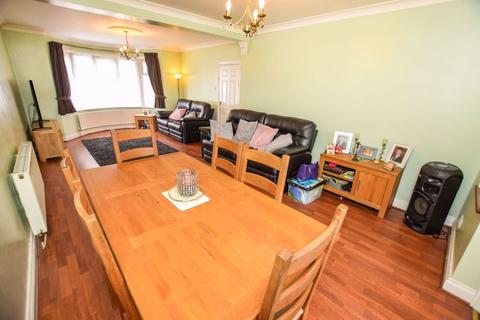 8 Caldwell Road, Stanford-le-hope, SS17 0LP