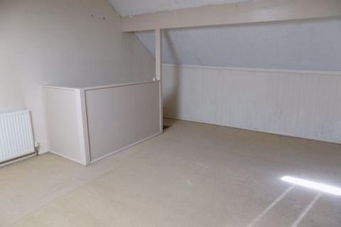 4 Intake Terrace, Bradford, BD2 3ND